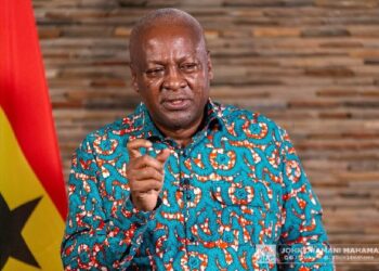 I can’t protect your legacy of corruption , misgovernance and economic challenges-Mahama replies Akufo Addo .