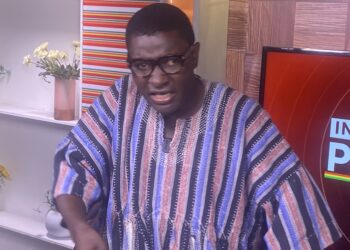 MOST OF ELECTORAL COMMISSION STAFF ARE CRIMINALS , NDC SHOULD DO MORE TO MONITOR THEM ——-MUGABE MAASE FUMES