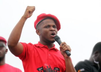 VOTE OUT NON-PERFORMING MFANSTSEMAN MP – SAMMY GYAMFI