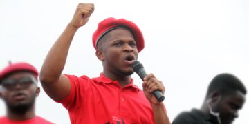 VOTE OUT NON-PERFORMING MFANSTSEMAN MP – SAMMY GYAMFI