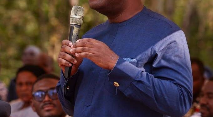 Asuogyaman MP Empowers 200 Tertiary Students with GH¢300,000 in Educational Support