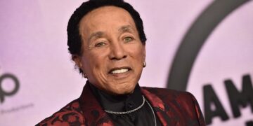 US Cops Investigating Smokey Robinson After Sex Assault Lawsuit