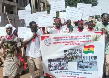 Parliamentary Committee demands posting of over 2,000 unemployed environmental officers