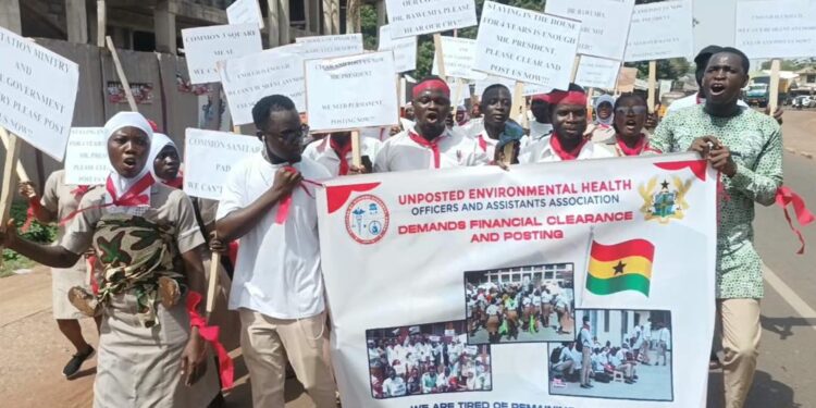 Parliamentary Committee demands posting of over 2,000 unemployed environmental officers