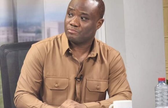 There’s no political agenda to remove you – Gov’t fires back at Torkornoo