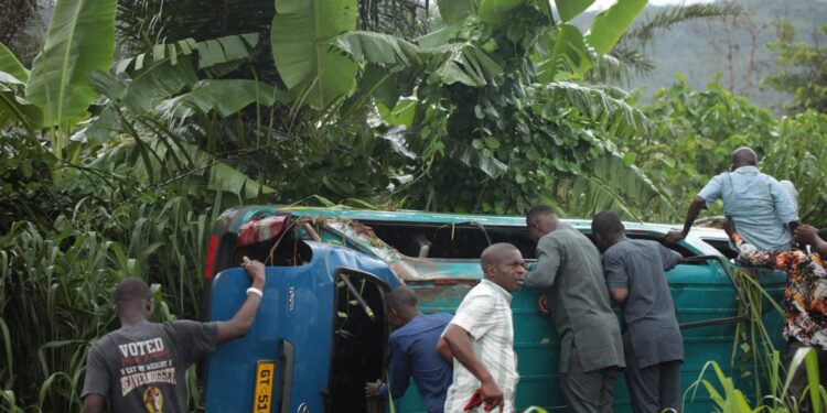 Pregnant woman, children narrowly escape death on Koforidua–Adukrom road