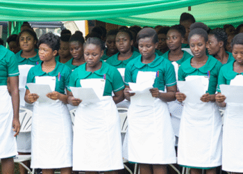 Mahama promises degree status for Nursing, Midwifery schools