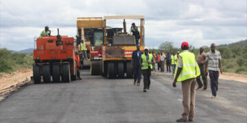 Road contractors to resume work after audit – Mahama