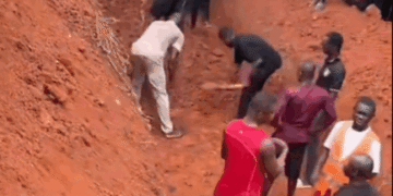 A/R: Tears in Obogu as 16 church youth buried following fatal accident