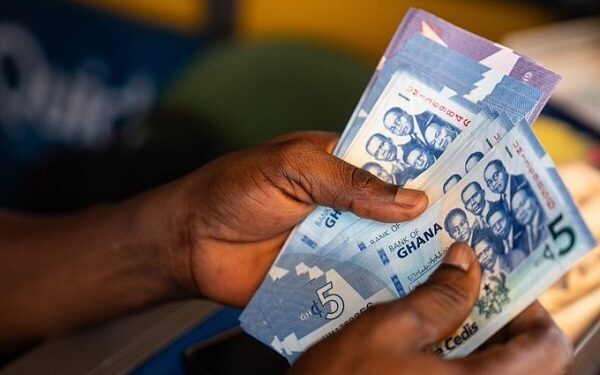 Cedi weakens on interbank market with cautious outlook