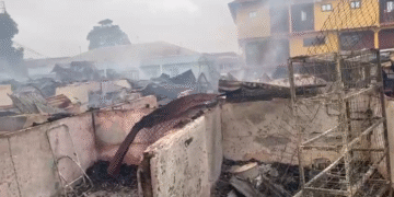 A/R: Fire destroys over 300 shops at Suame Post Office market