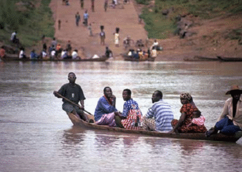 6 rescued, several feared drowned after boat capsizes on White Volta