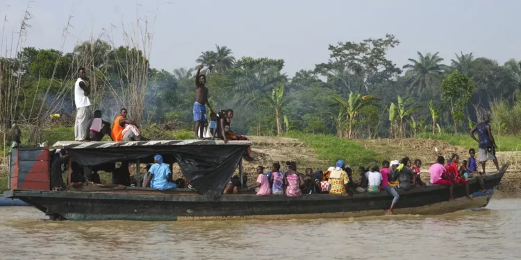 Nigeria boat accident in Niger state kills over 60, many missing