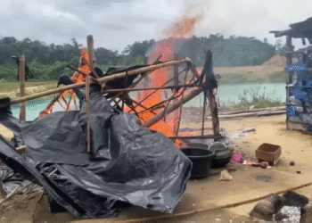 Over 2,000 evicted as NAIMOS, Blue Water guards raid Ankobra galamsey hub