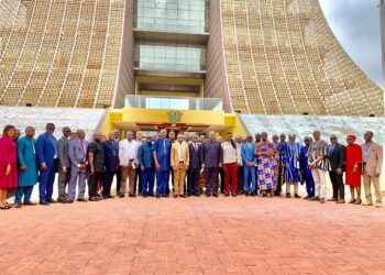 Mahama inaugurates new governing board of Lands Commission