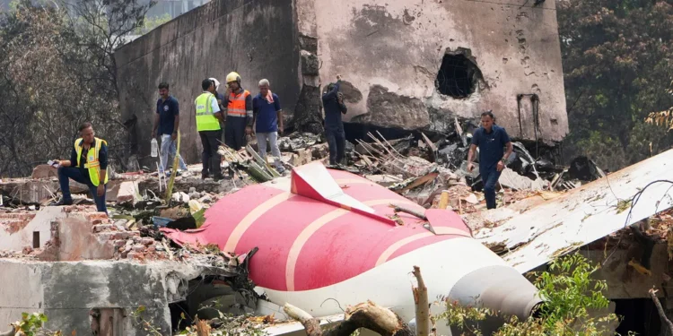 Kenya plane crashes near Kwale; 12 tourists feared dead