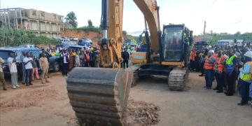 Mahama cuts sod for Takoradi–Cape Coast Highway dualization project