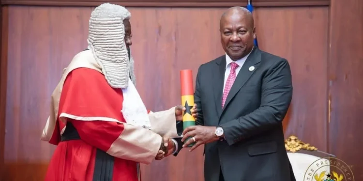 Mahama officially swears in Justice Paul Baffoe-Bonnie as Ghana’s Chief Justice