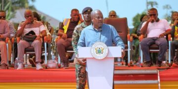 Mahama orders release of GH¢1bn owed to contractors since 2017 before Christmas
