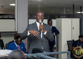 Finance Minister rallies Circle Tax Service Centre staff to meet revenue targets, says its achievable