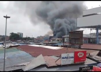 Fire guts parts VVIP station at Circle