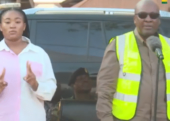 “Resetting Ghana” Tour: Mahama cuts sod for 24-hour market in Dormaa, inspects Jinijini–Sampa road