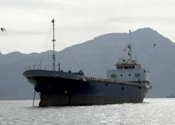 Oil jumps back above $100 after US-Iran peace talks fail