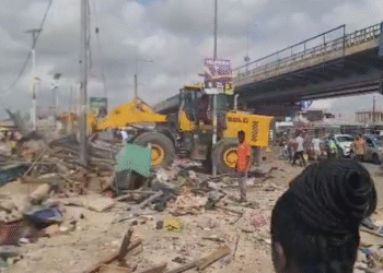 Awutu Senya East Assembly demolishes Kasoa old market, traders stranded