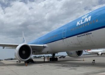 GCAA launches investigation into alleged mistreatment of KLM passengers in Amsterdam