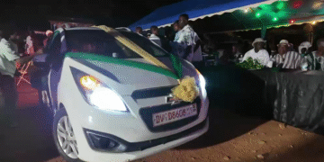 Abirem NDC Youth Organizer gifts former constituency Chairman new car