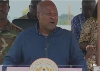 C/R: Mahama orders contractors to complete 24-Hour Economy market projects before payment