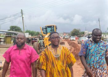 C/R: Awutu Senya East MCE inspects ongoing road rehabilitation works on Kasoa Krispol stretch