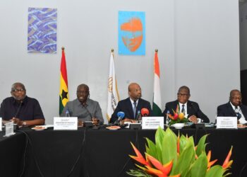 COCOBOD Chief Calls for Stronger Ghana–Côte d’Ivoire Cooperation to Protect Cocoa Farmers
