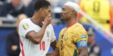 FIFA clarifies rules on players covering their mouths during on-field conversations