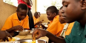 Gov’t reviews school feeding menus to improve nutrition for pupils