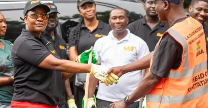 MIIF joins La Dade-Kotopon cleanup exercise to support sanitation efforts