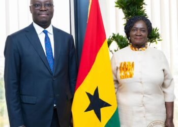 Vice President commends Finance Ministry for steering Ghana through economic challenges