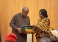 Gov’t meets families of August 6 helicopter crash victims, hands over GH¢13.9m compensation package