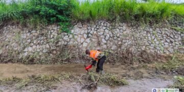 NADMO, Zoomlion launch multi-site drain clearing exercise to curb flooding in Greater Accra