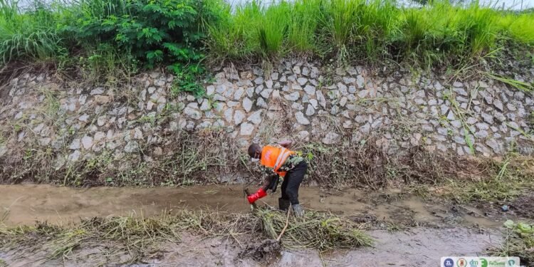 NADMO, Zoomlion launch multi-site drain clearing exercise to curb flooding in Greater Accra