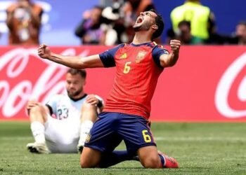 Merino the unlikely hero again – as Spain wait for Lamine Yamal show