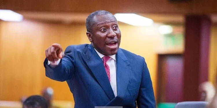 Minority walks out of Parliament after clash with First Deputy Speaker
