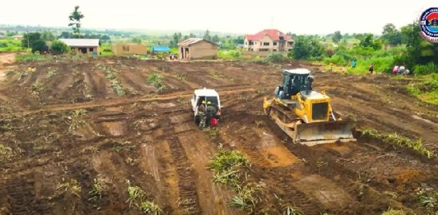Ghana Armed Forces clear 89.5km of Accra–Kumasi expressway corridor in nine weeks