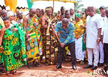 C/R:Sod-cut for 24-hour economy market project at Gomoa Ankamu