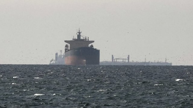 US insists Strait of Hormuz is open as it exchanges strikes with Iran