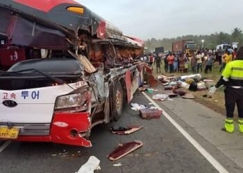 Over 15 feared dead in three-vehicle crash on Kumasi-Accra highway