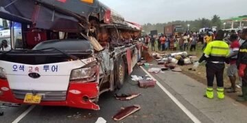 Over 15 feared dead in three-vehicle crash on Kumasi-Accra highway