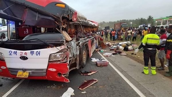 Over 15 feared dead in three-vehicle crash on Kumasi-Accra highway