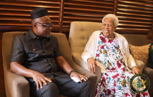 Central Regional Minister pays courtesy visit to late Amissah-Arthur’s mother, honors his legacy