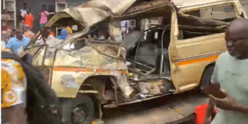 A/R: Five injured in crash involving truck and commercial vehicle at Asafo roundabout